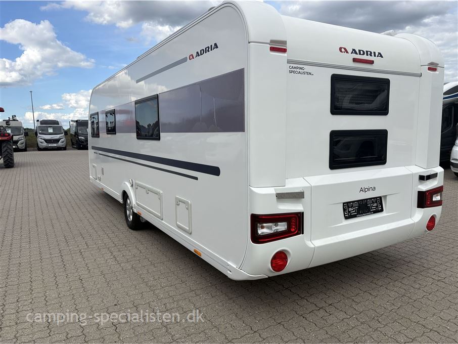 Adria Alpina 663 UK Køjer og Dobbeltseng